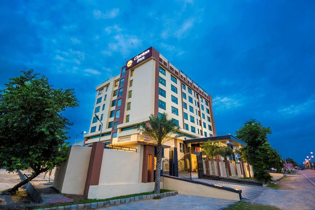Clarion Inn Jaipur Kukas Zewnętrze zdjęcie