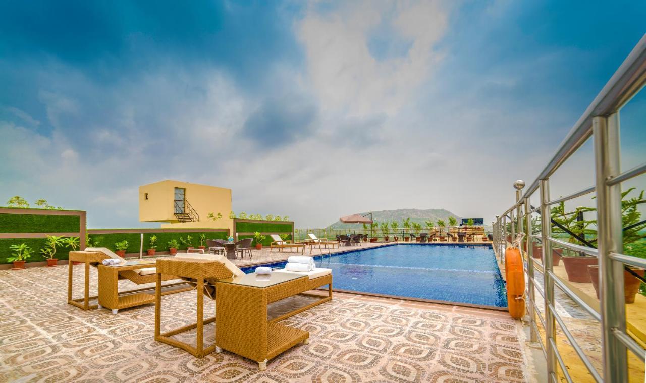 Clarion Inn Jaipur Kukas Zewnętrze zdjęcie