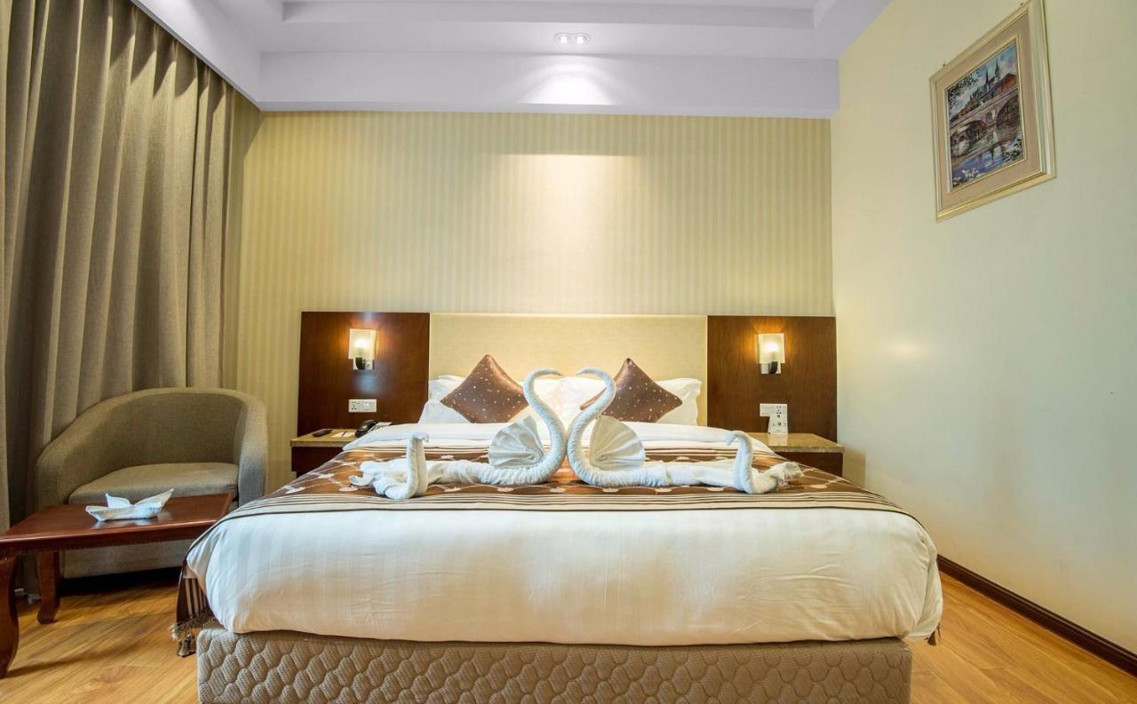 Clarion Inn Jaipur Kukas Zewnętrze zdjęcie