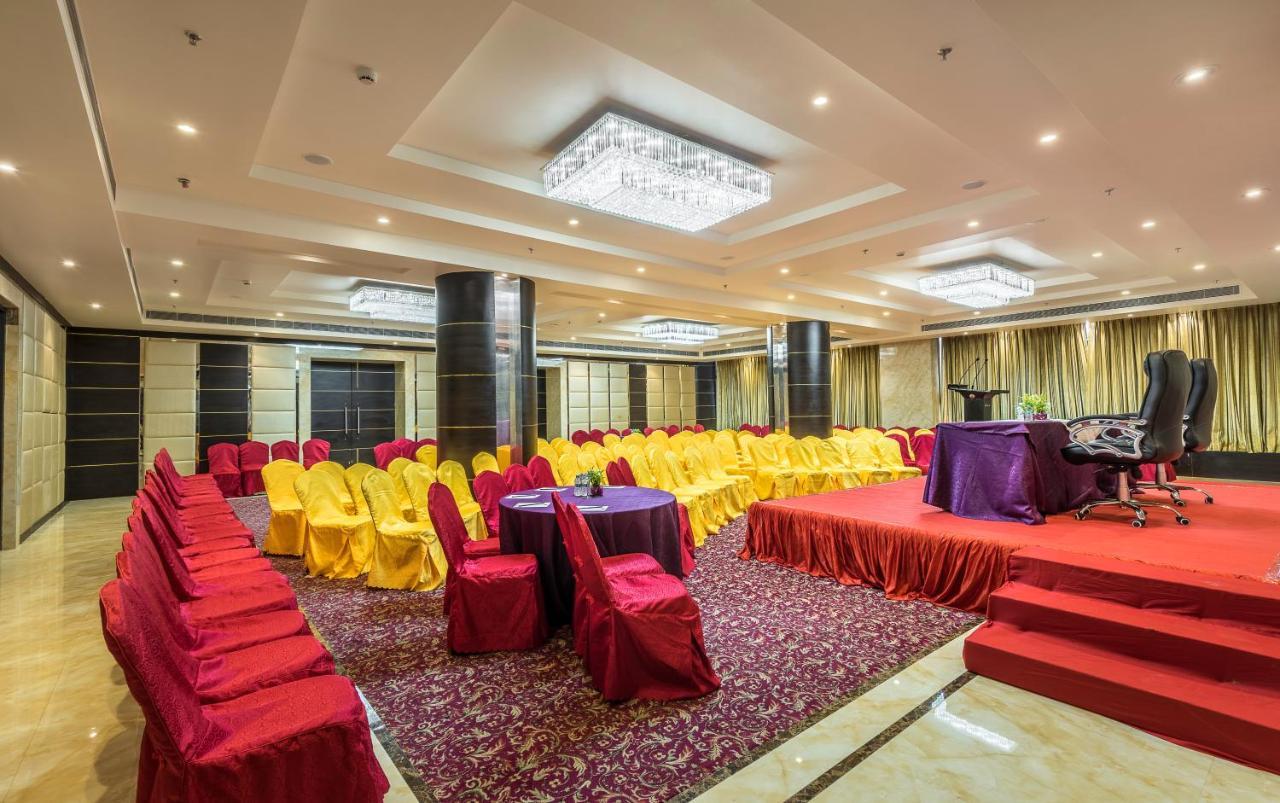 Clarion Inn Jaipur Kukas Zewnętrze zdjęcie
