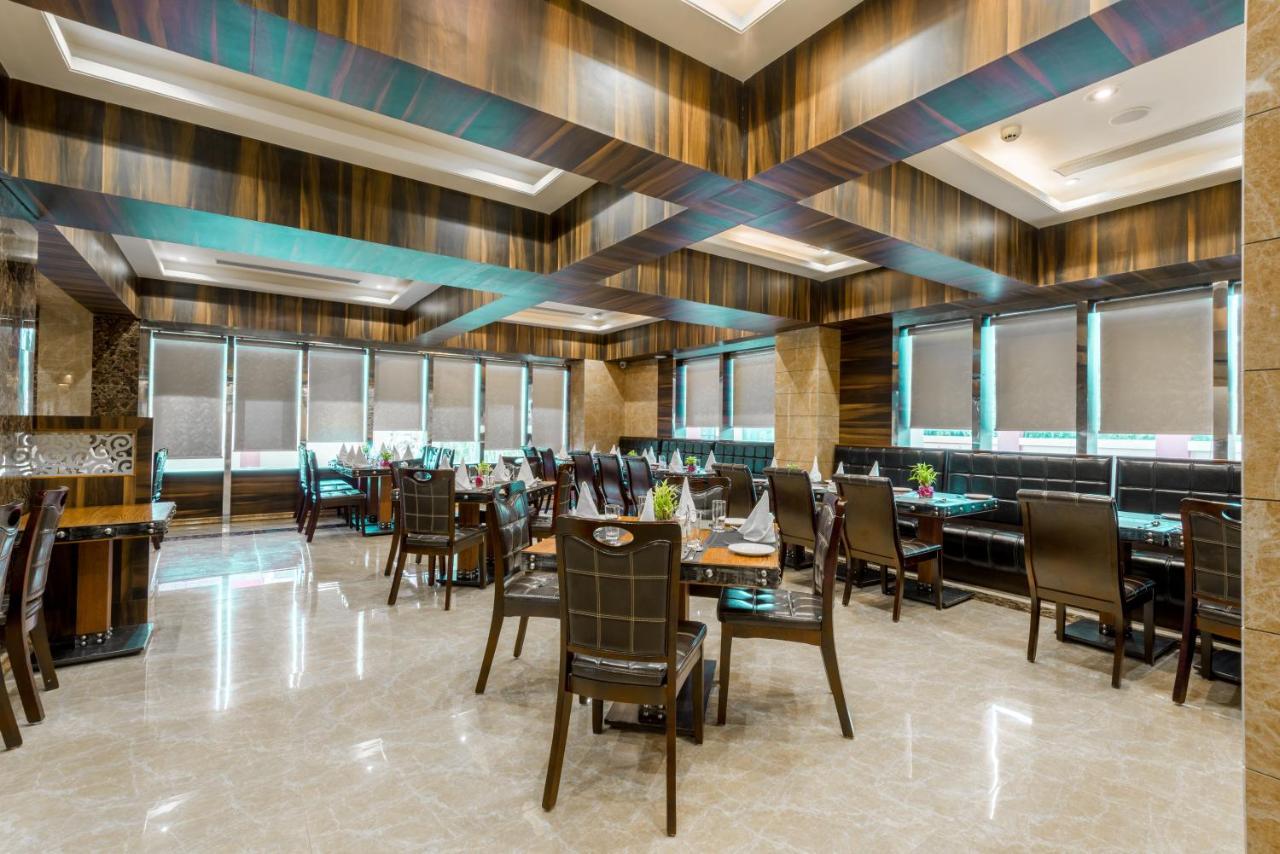 Clarion Inn Jaipur Kukas Zewnętrze zdjęcie