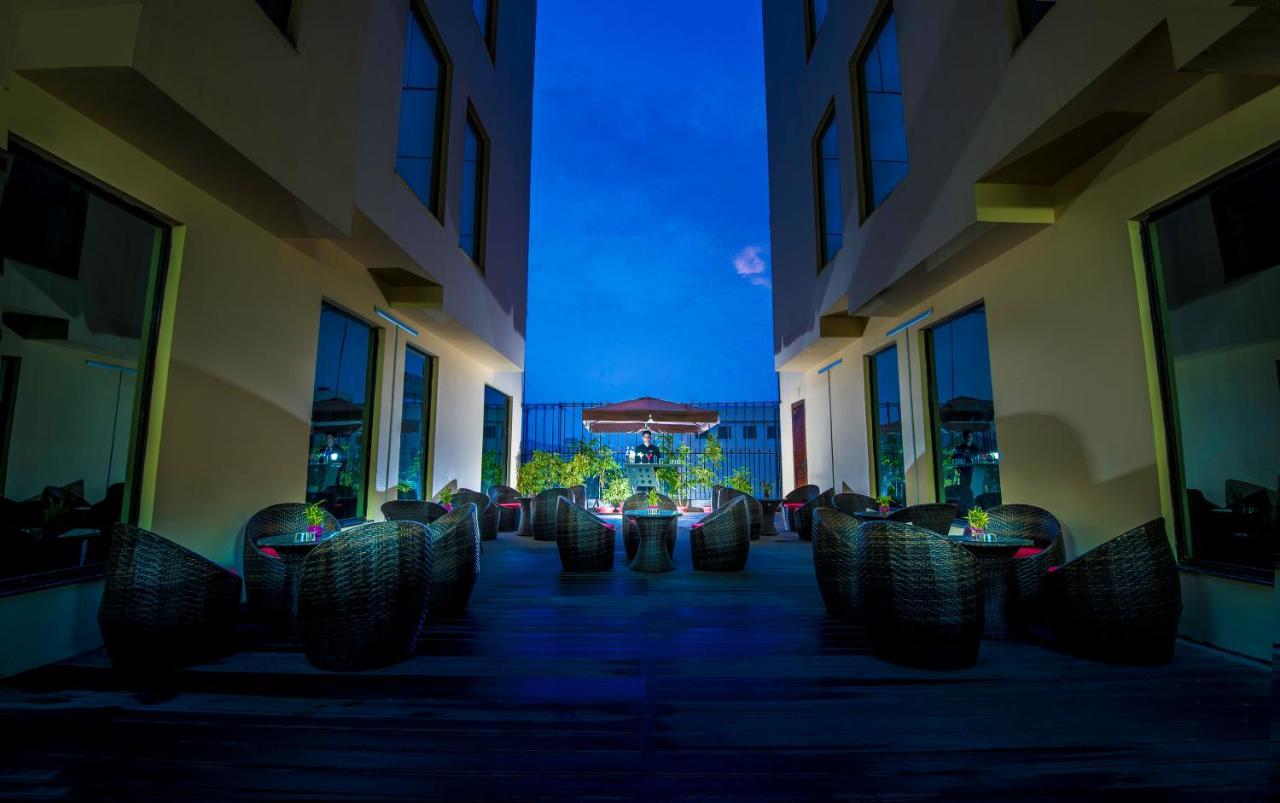 Clarion Inn Jaipur Kukas Zewnętrze zdjęcie