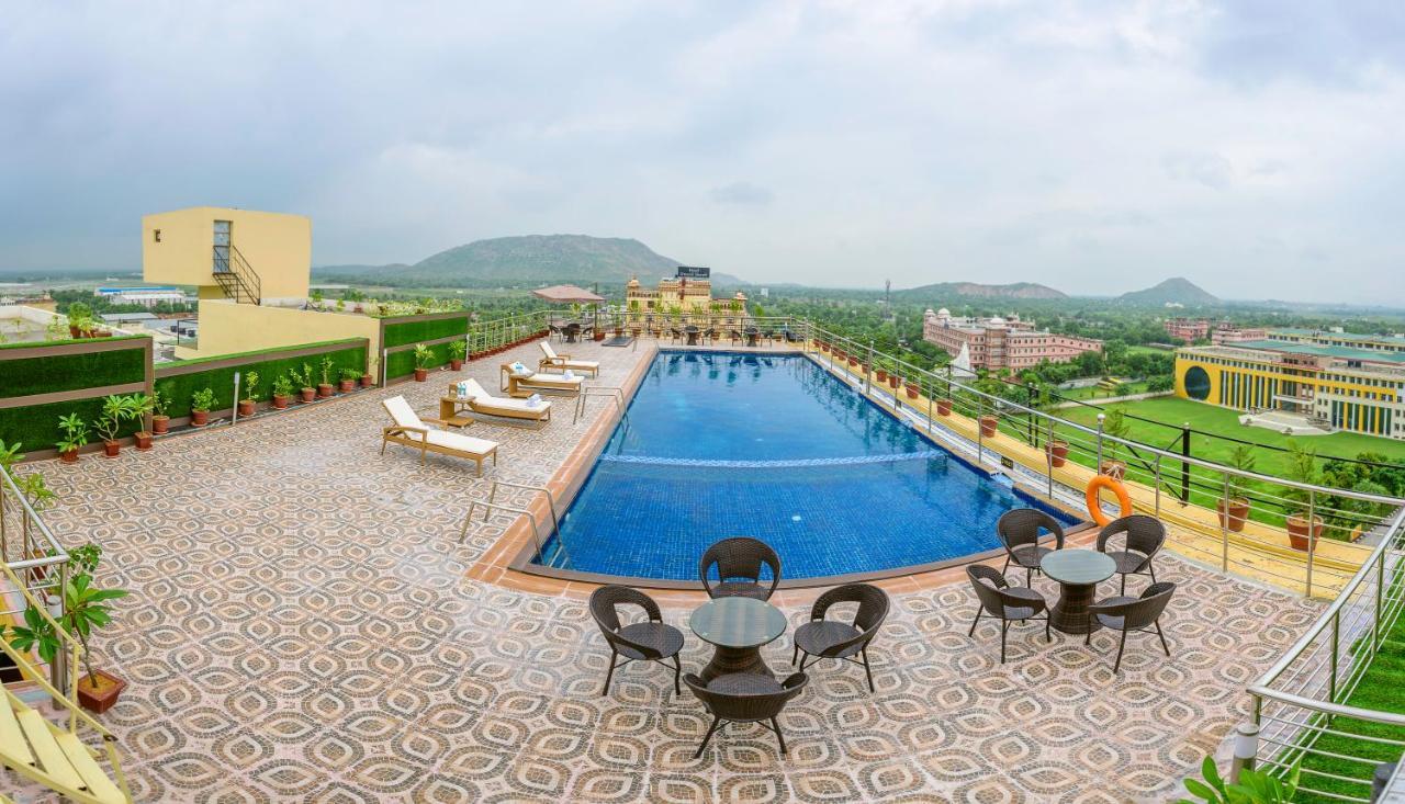 Clarion Inn Jaipur Kukas Zewnętrze zdjęcie
