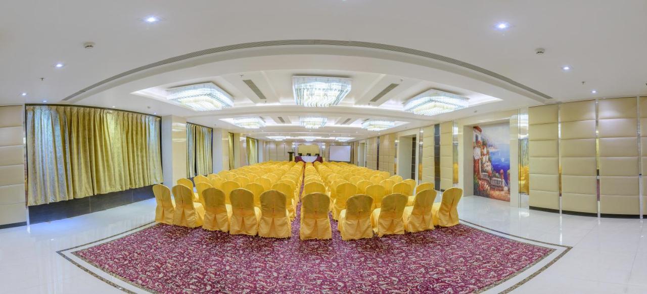 Clarion Inn Jaipur Kukas Zewnętrze zdjęcie