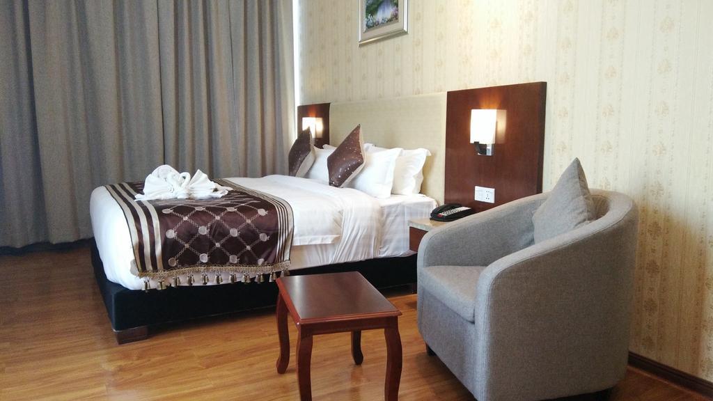 Clarion Inn Jaipur Kukas Zewnętrze zdjęcie